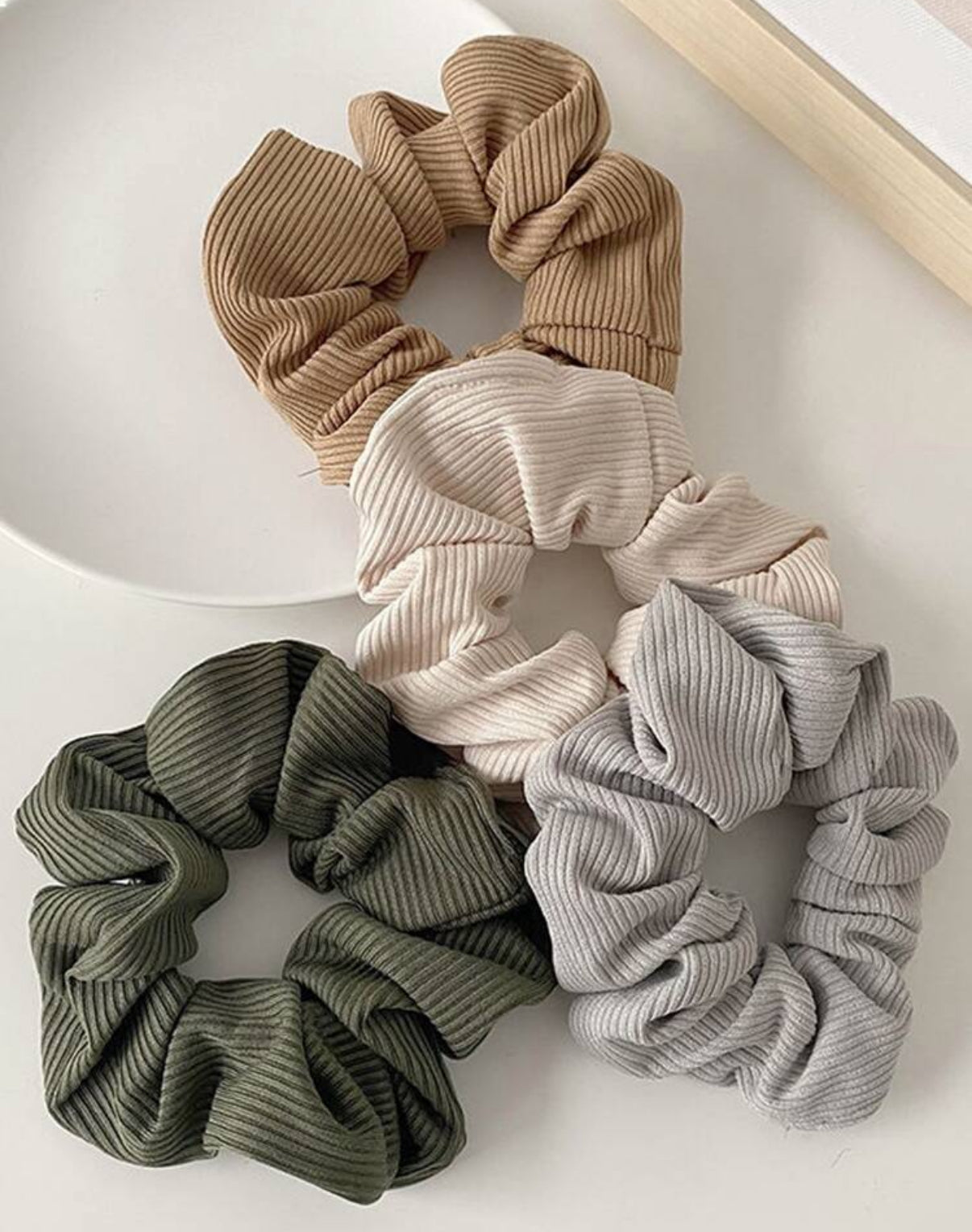4pc Assorted Scrunchies