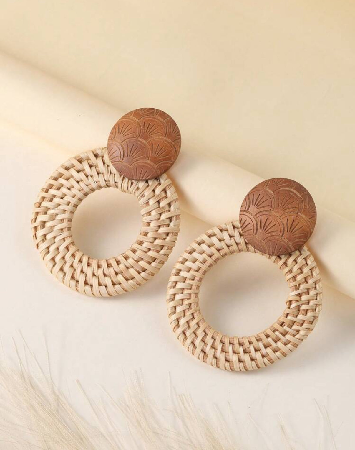 Rattan Carve Detail Earrings