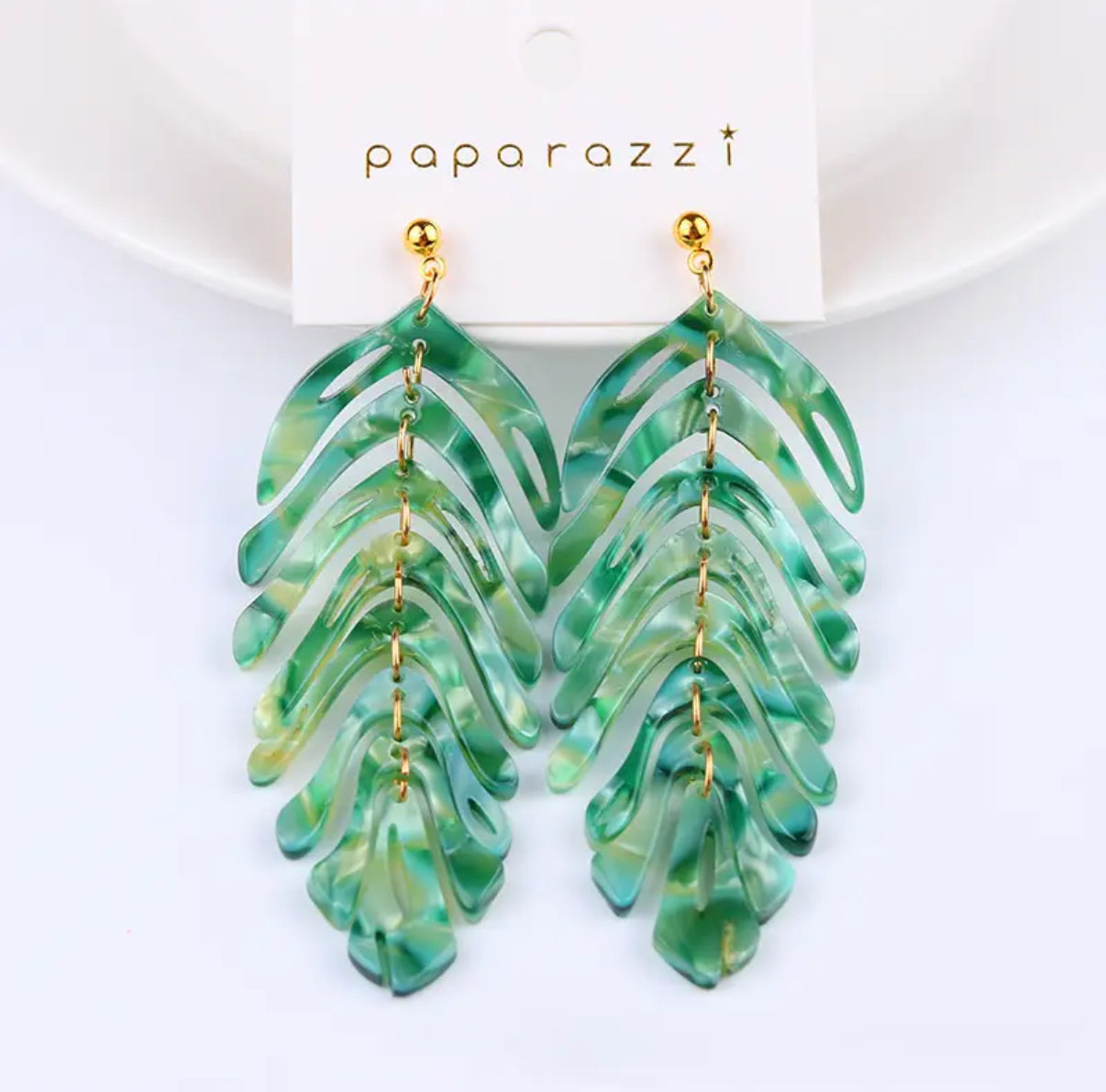 Green Chic Leaf Tassel Earrings