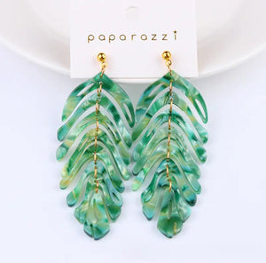 Green Chic Leaf Tassel Earrings