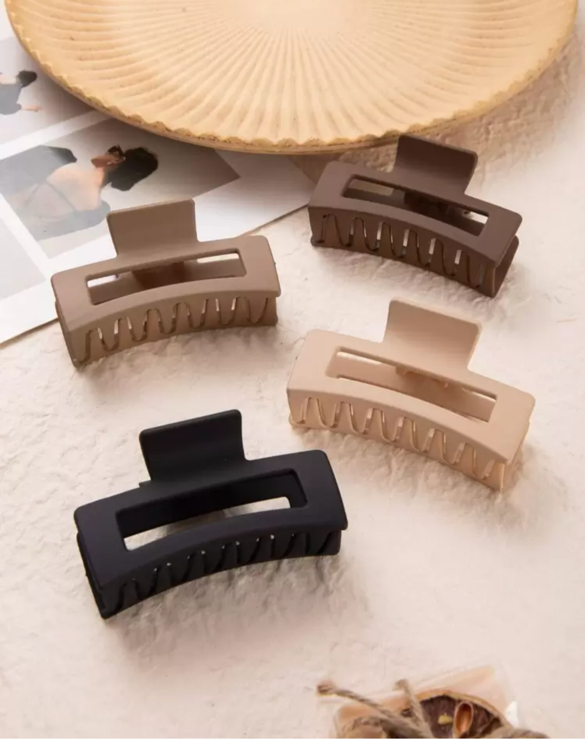 4pc Neutral Hair Clips